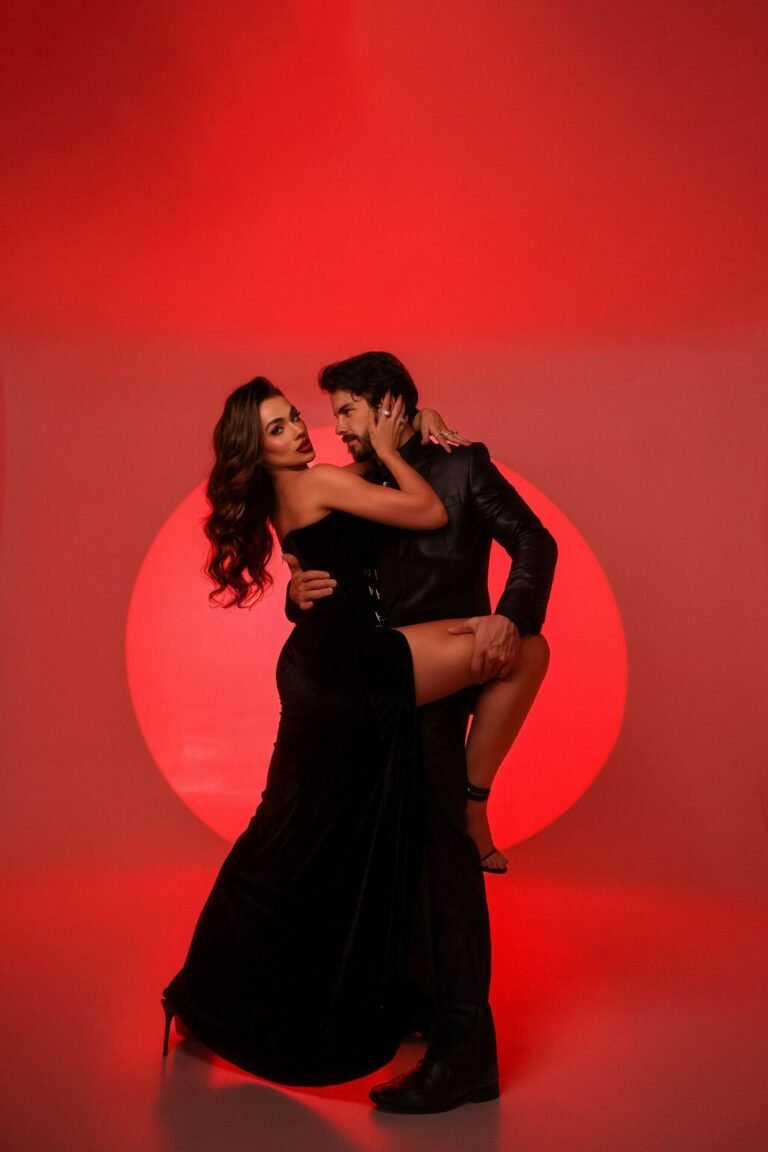 family photo tips North Jersey newborn photo session guide what to wear for portraits couples photo ideas Englewood NJ Bergen County photography tips